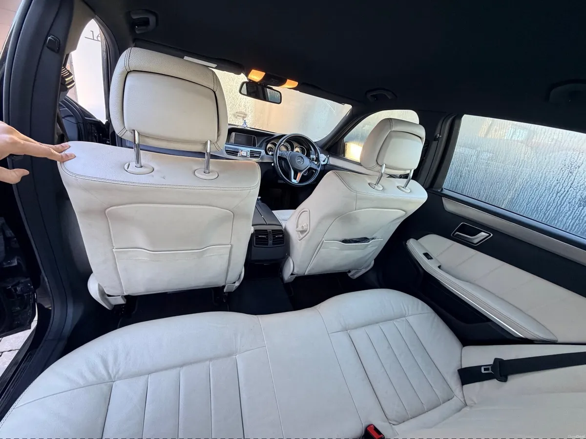 Mercedes-Benz E-Class 2013 - Image 3