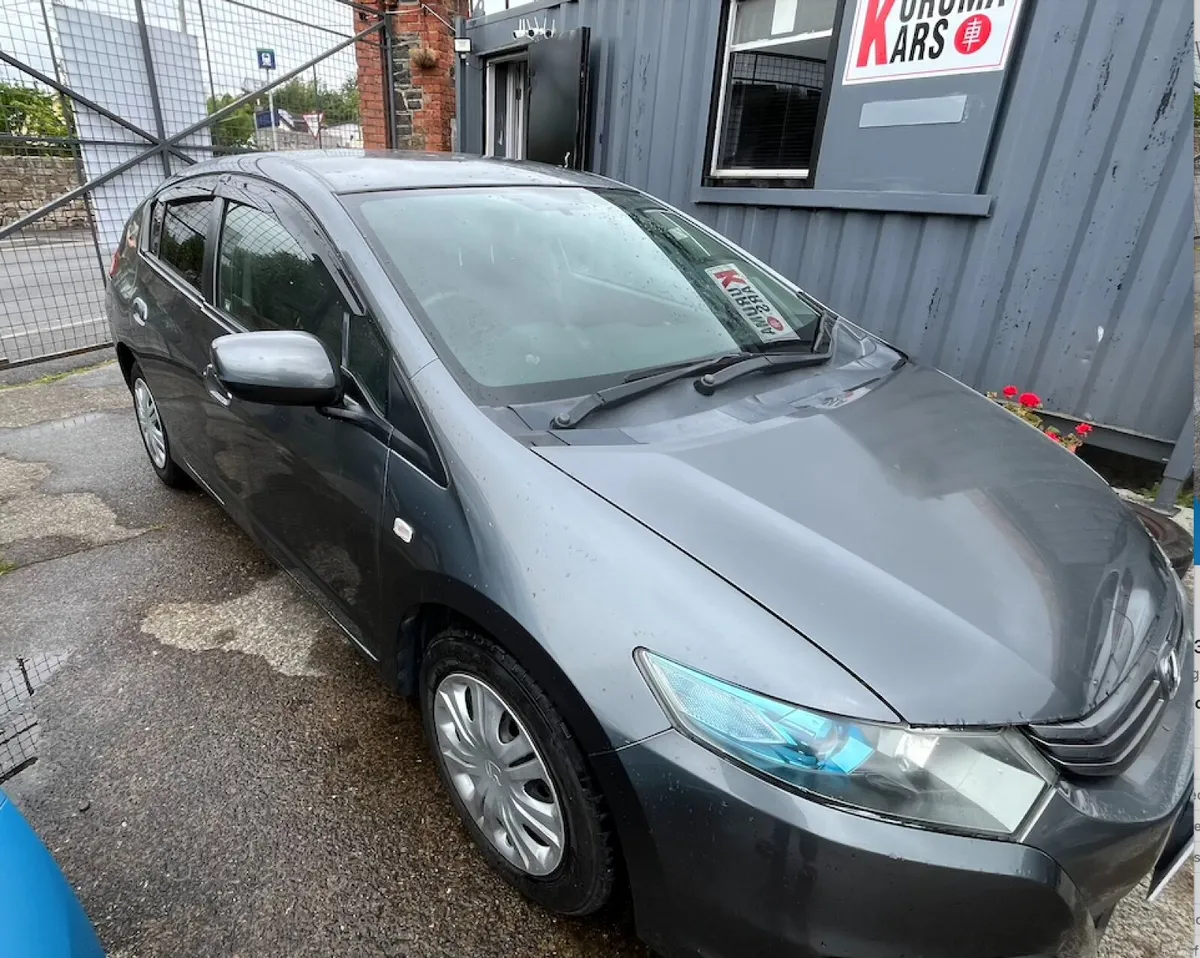 2011 Honda Insight Hybrid Automatic – Only 78,000K - Image 2