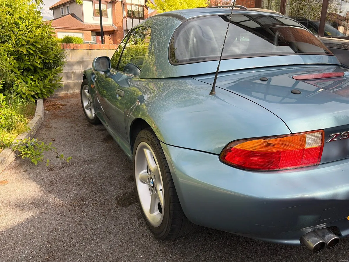 BMW Z3 2.8 Sports Roadster Manual Hardtop - Image 1