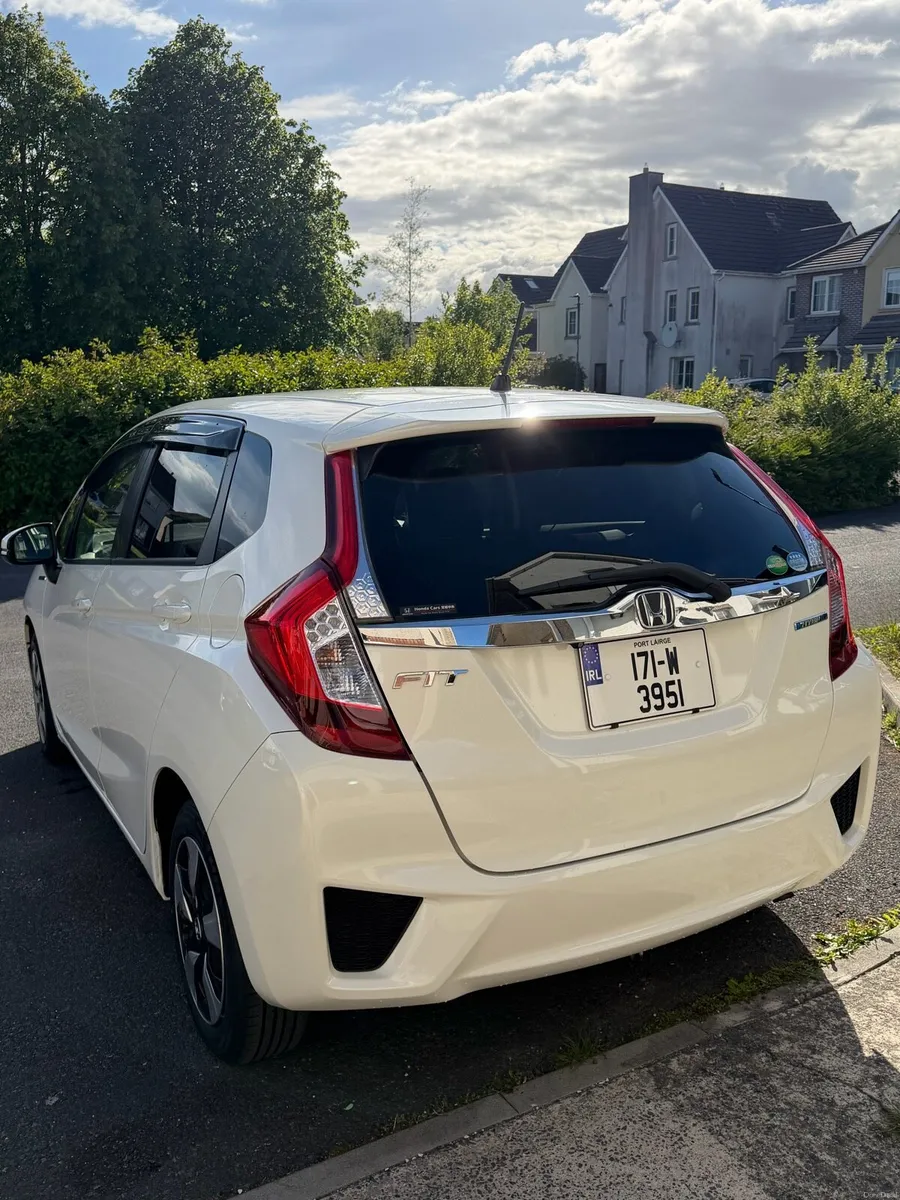 171 Honda Fit | 1.5 Petrol Hybrid | Fresh Import - Image 4