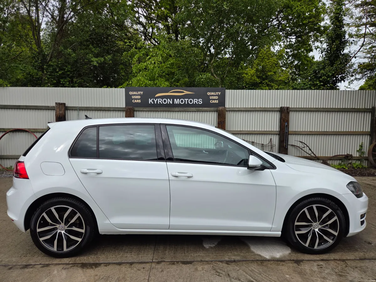 Volkswagen Golf 1.4 DSG Highline 150 BHP - Image 2