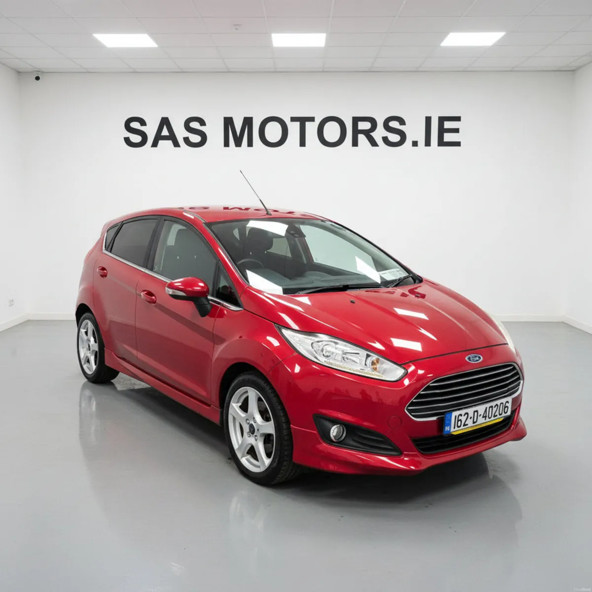 Ford Fiesta 2016 Automatic Leather Heated Seats - Image 1