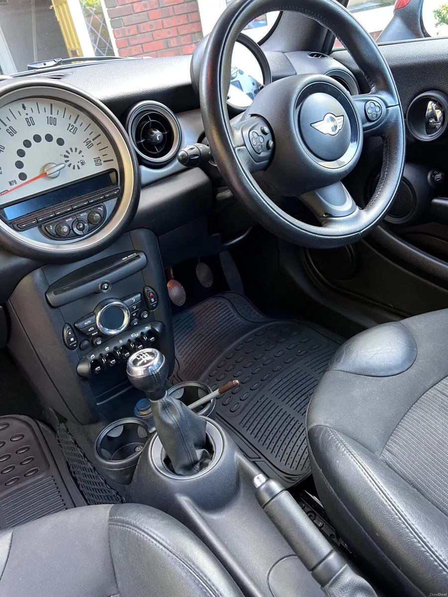 Mini Cooper 2012 - Image 3