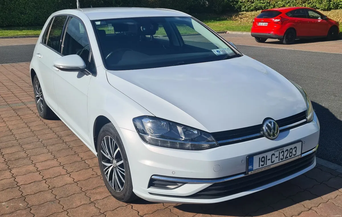 2019 Volkswagen Golf 1.6 TDI - Image 1