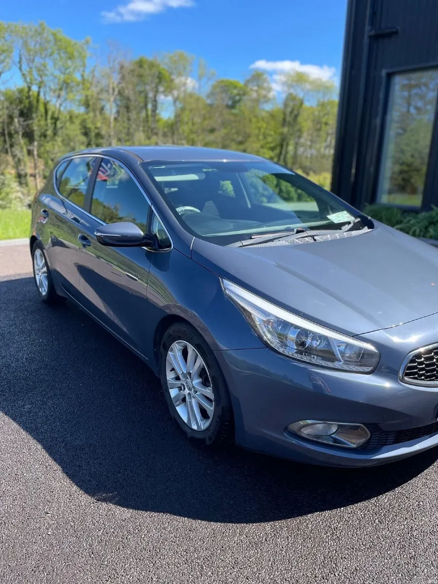 Kia Ceed 2013 - Image 1