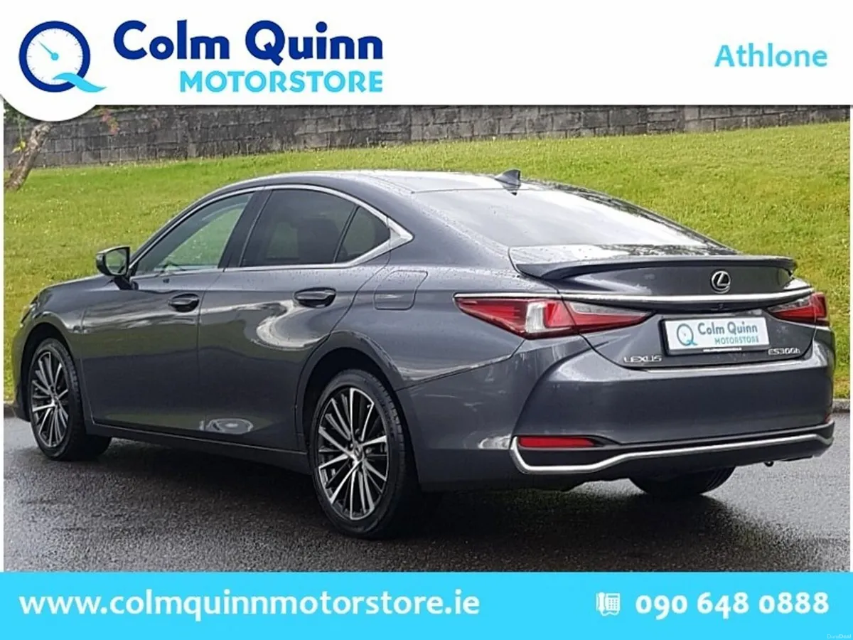 Lexus ES ES300h Dynamic *Manufacturers Warranty Un - Image 3