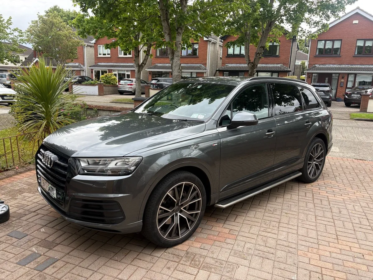 Audi Q7 S-Line Quattro (7 Seats) - Image 1