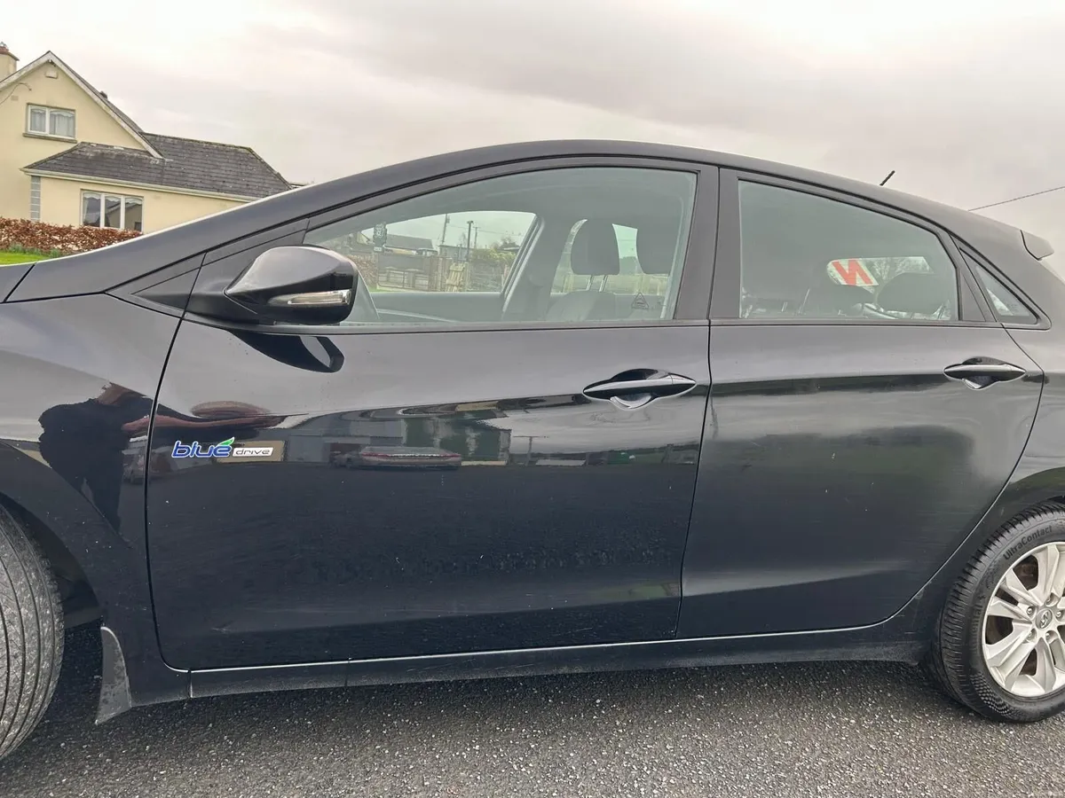 Hyundai i30 2013 - Image 2