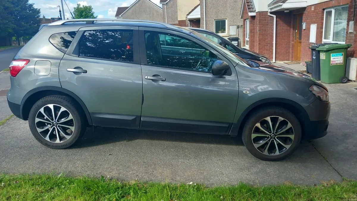 Nissan Qashqai 2011 - Grey - Image 3