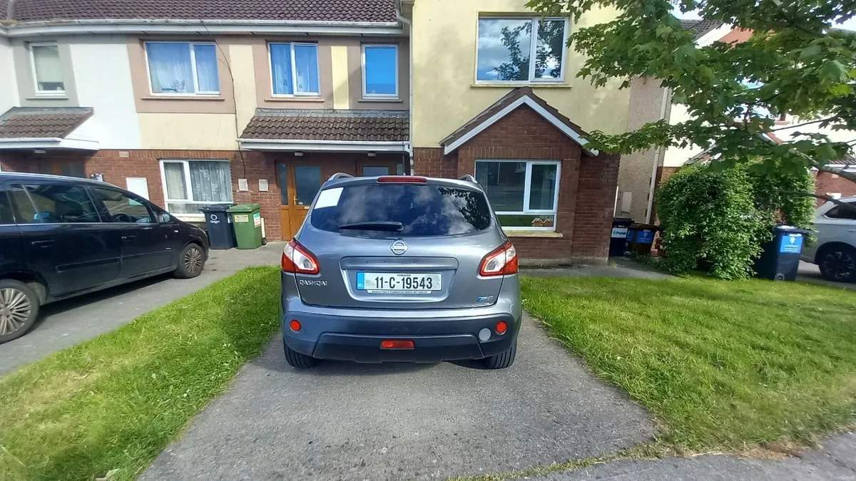 Nissan Qashqai 2011 - Grey - Image 4