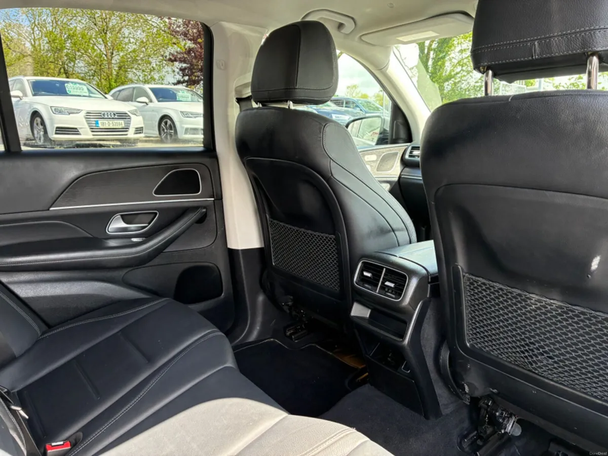 Mercedes-Benz GLE GLE 300 D 4MATIC AUTO - Image 6