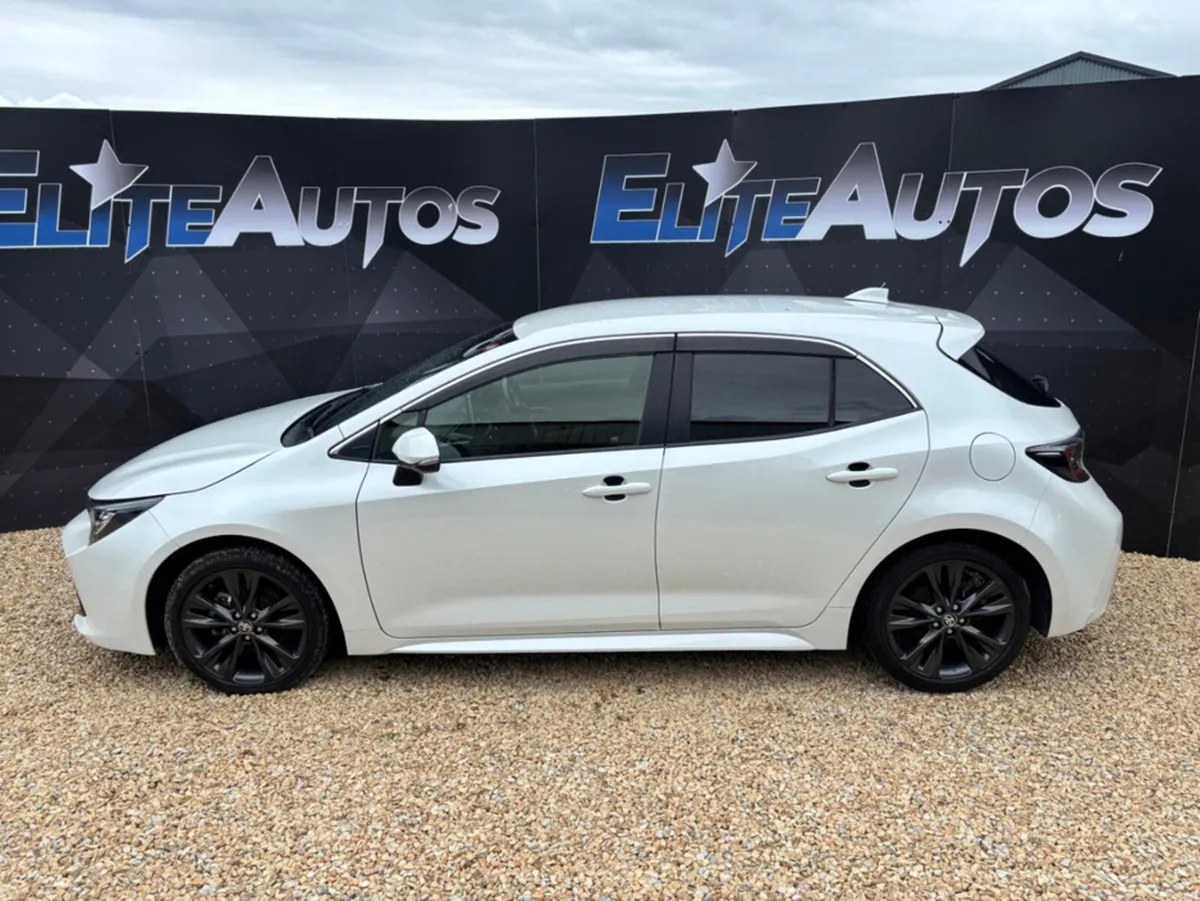 Toyota Corolla 1.8 Self Charging Hybrid - Image 3