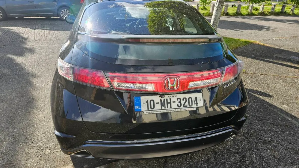 Honda civic - Image 4