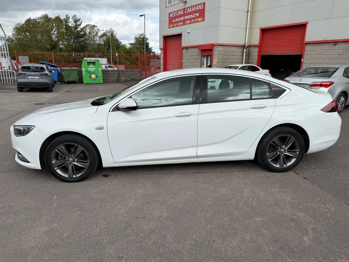 2019 Opel Insignia - Image 4