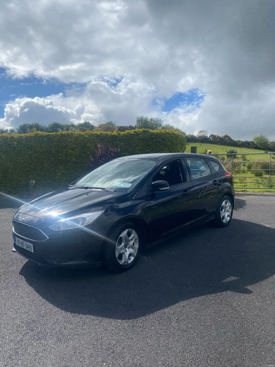 2017 Ford Focus Zetec 1.5 TDCi - Image 3
