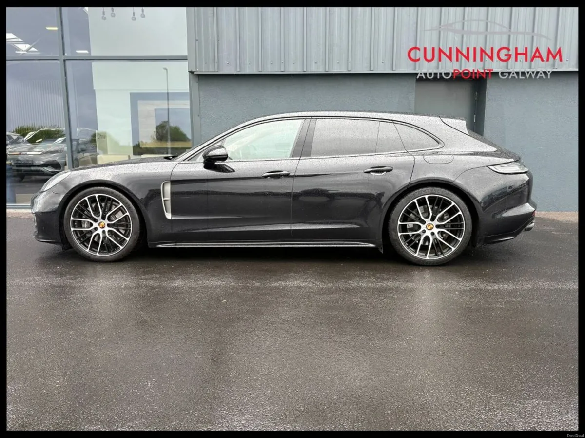 Porsche Panamera 4 e-hybrid Sport Turismo Platinum - Image 4
