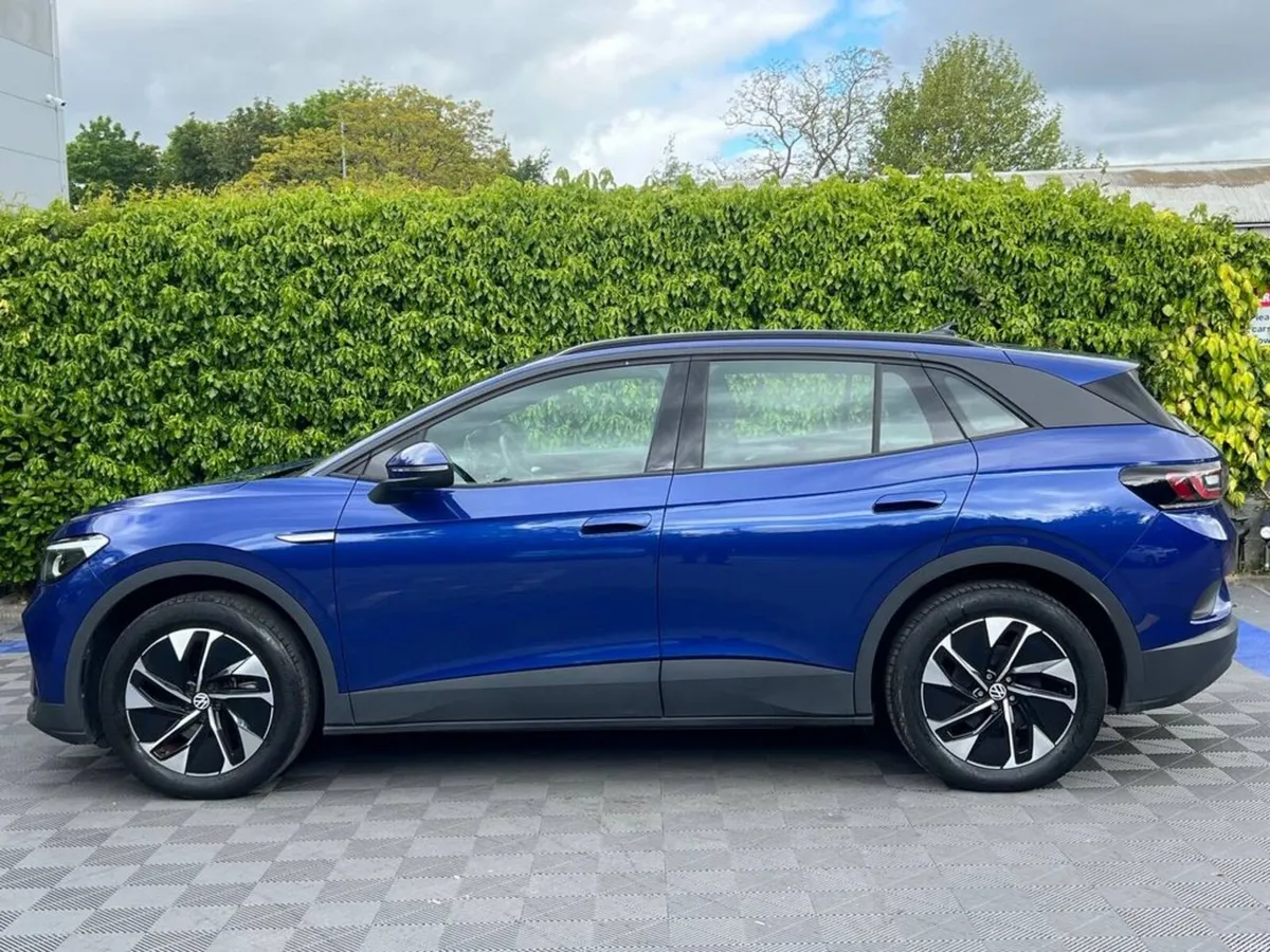Volkswagen ID.4 PURE LIFE 52KWH // LOW MILEAGE // - Image 3