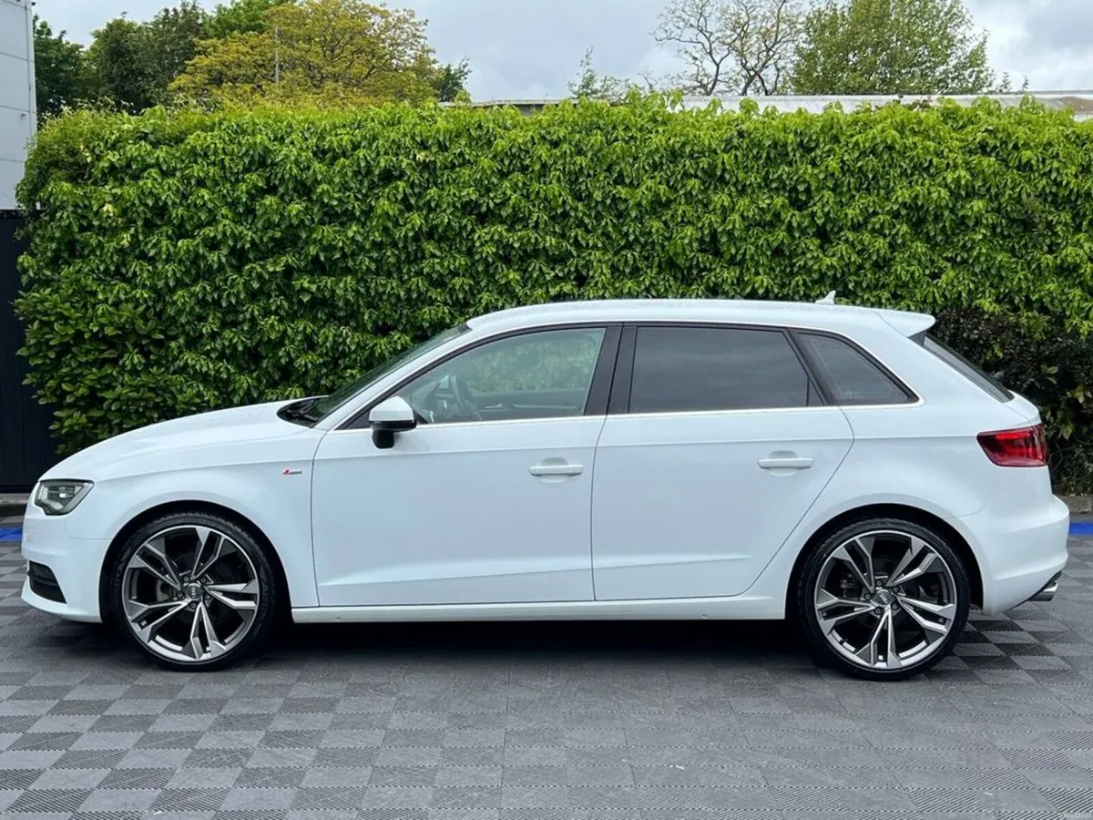Audi A3 SPORT S-LINE PACK 1.4 TFSI AUTO // NEW 19" - Image 3