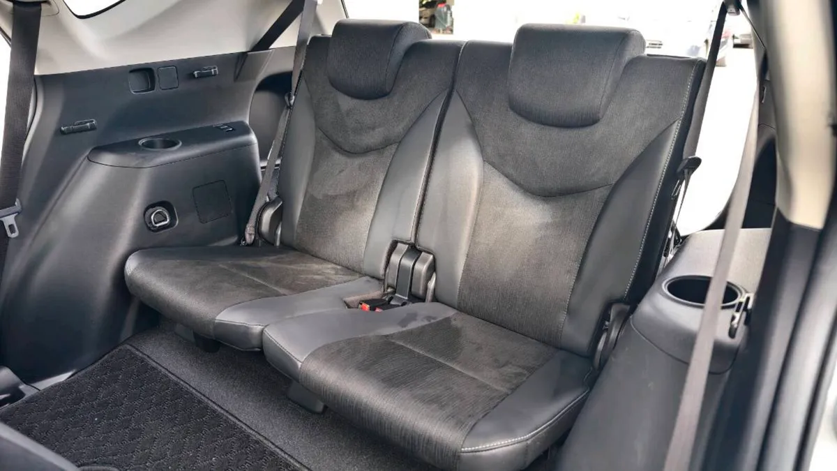2018 TOYOTA PRIUS ALPHA AUTOMATIC 7 SEATS.NCT 2028 - Image 4