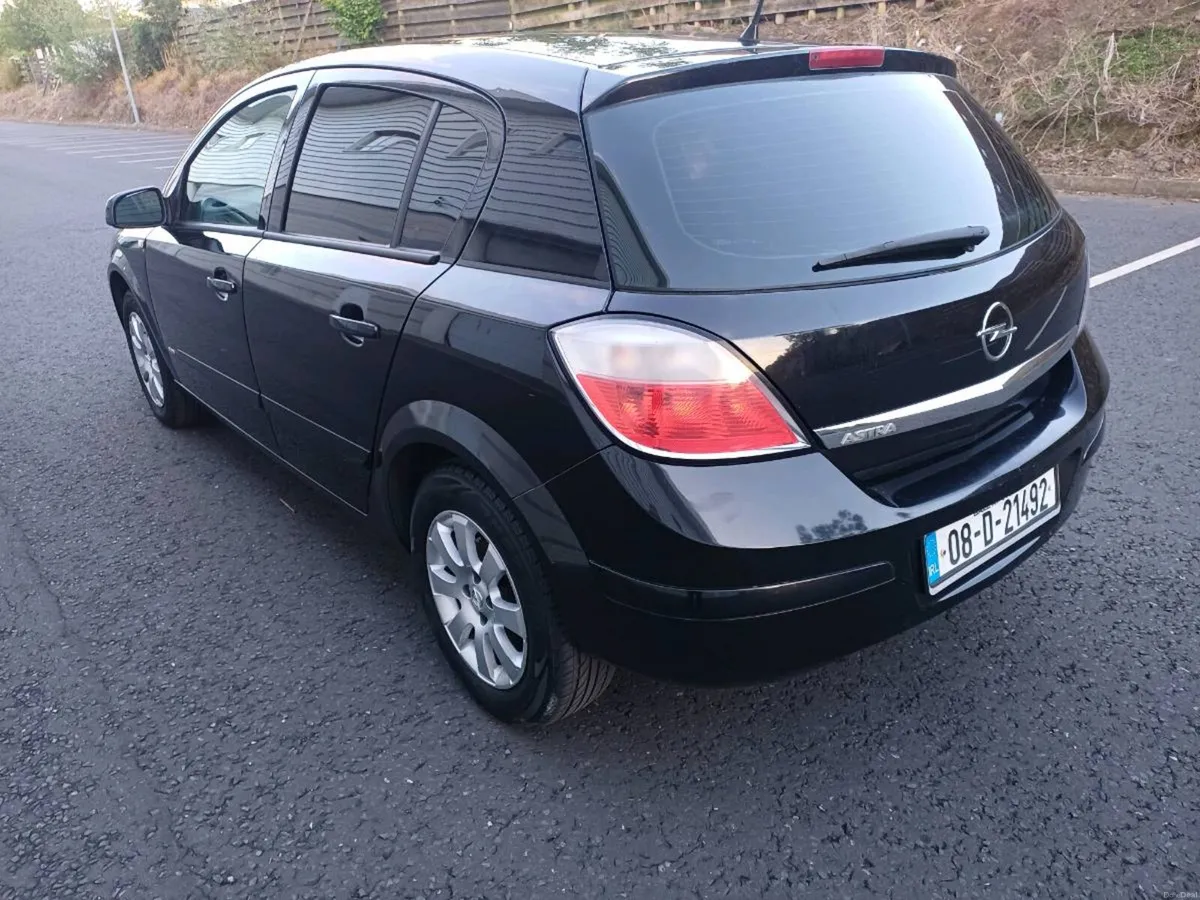 Opel Astra 08 1.4petrol New NCT 07/27 - Image 4