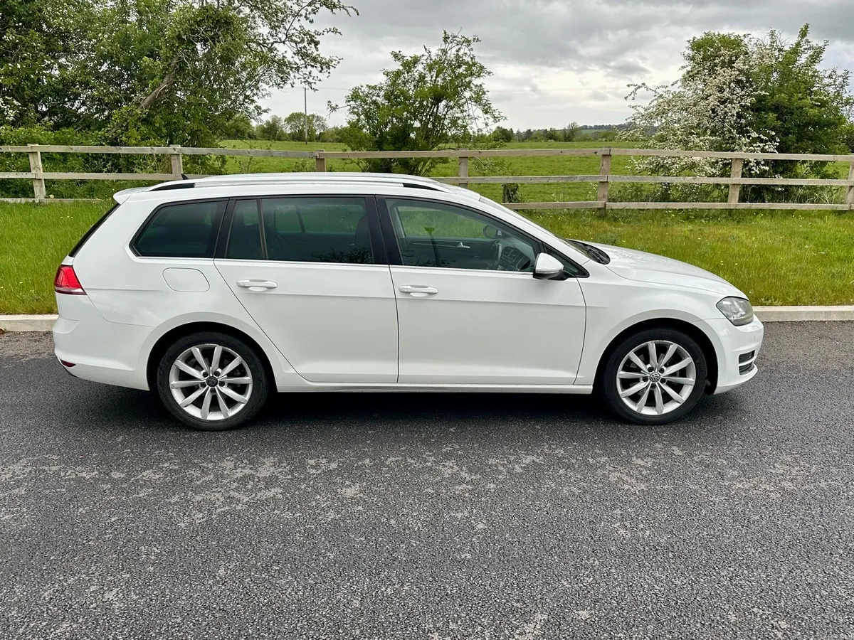 Volkswagen Golf 1.4TSi DSG Highline - Image 2