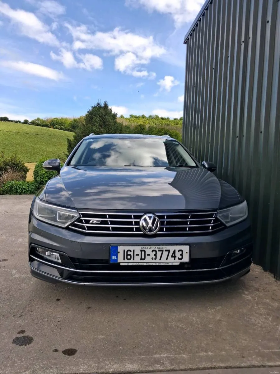 VW Passat Estate R Line - Image 4