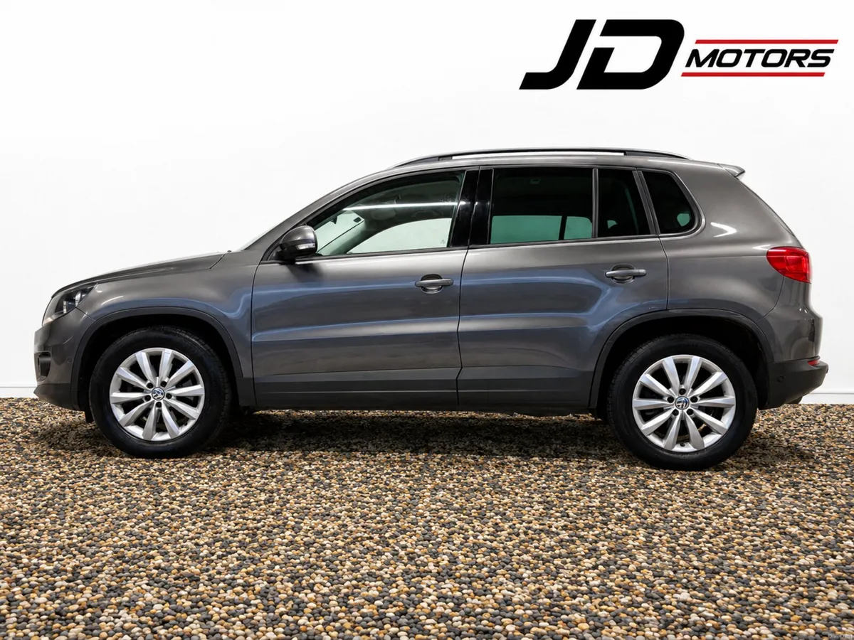 2015 VW TIGUAN 2.0 TDI 110 BHP * LOW KMS * - Image 3