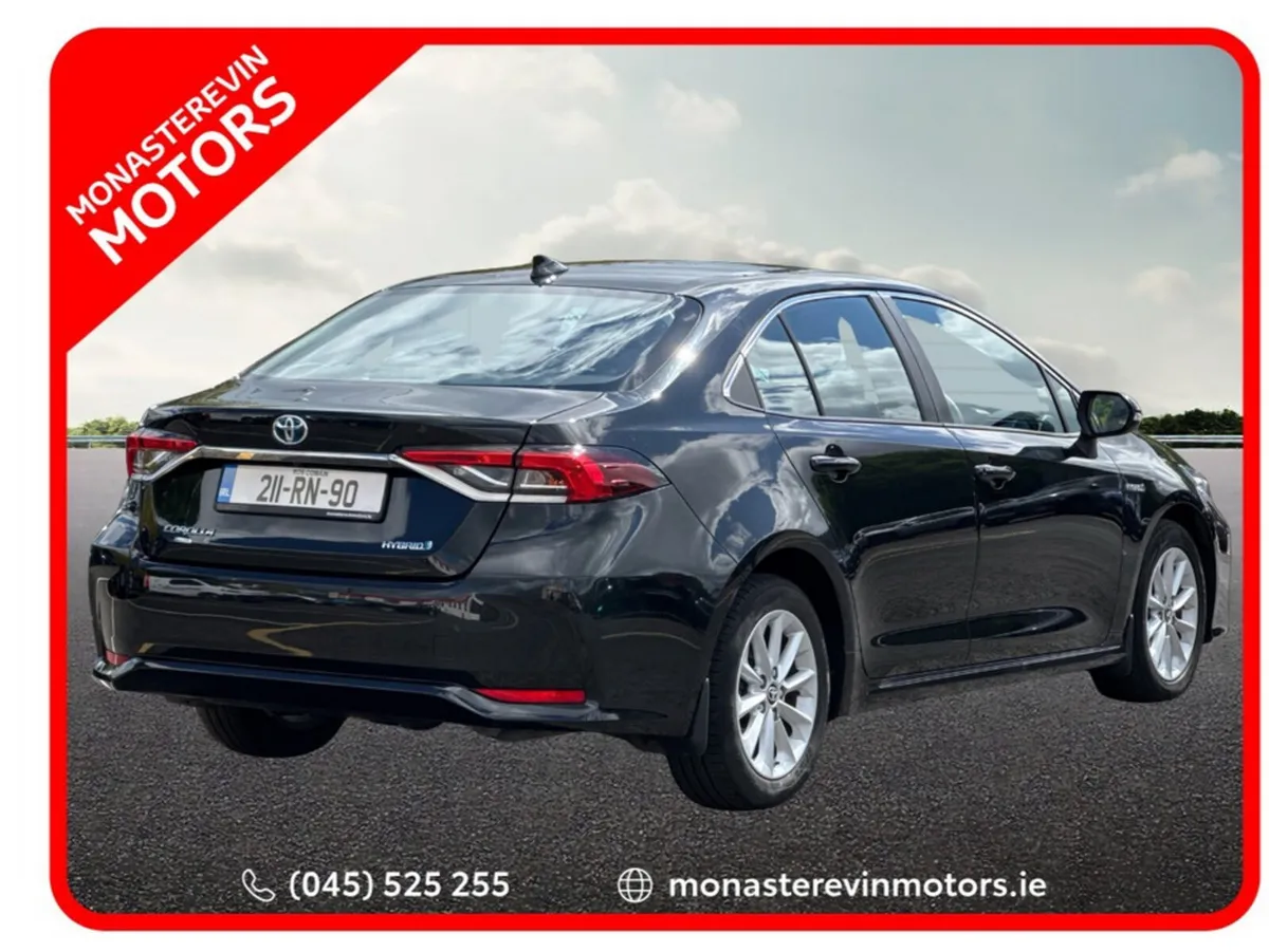 Toyota Corolla HYB LUNA SALOON HYBRID AUTO 4DR - Image 2