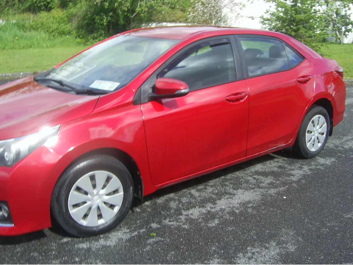 Toyota Corolla 1.4 D-4D TERRA 4DR - Image 3