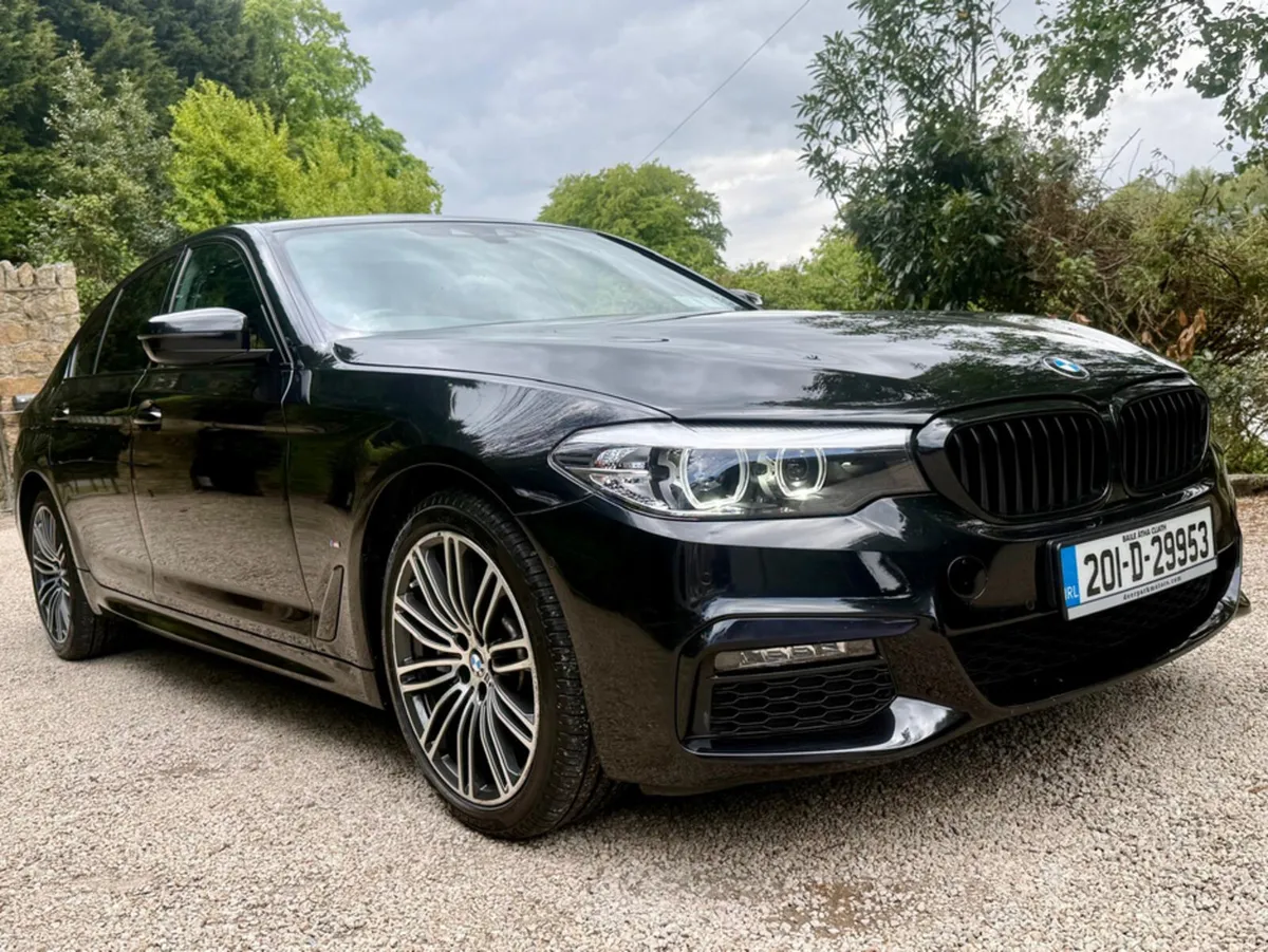 BMW 5-Series 530E  M SPORT *Only 62000km…*Apple Ca - Image 3