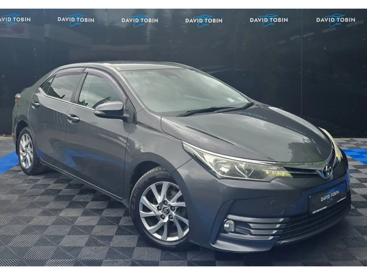 Toyota Corolla 1.4 D-4D LUNA 4DR - Image 1