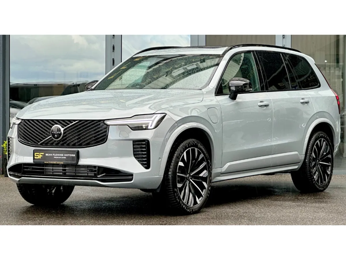 Volvo XC90 PLUS PRO T8 PHEV AWD - Image 2