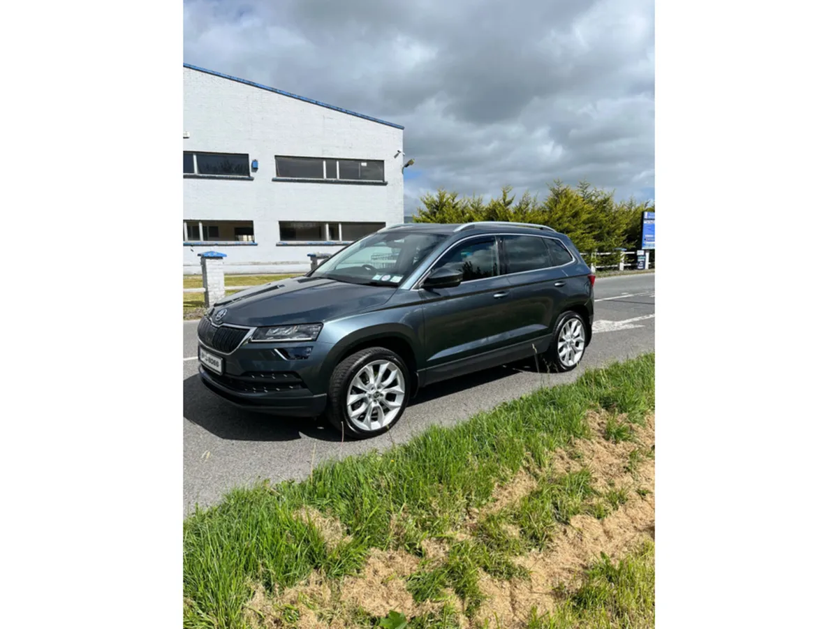Skoda Karoq STYLE 2.0 TDI 150HP DSG 4X 5DR A - Image 1