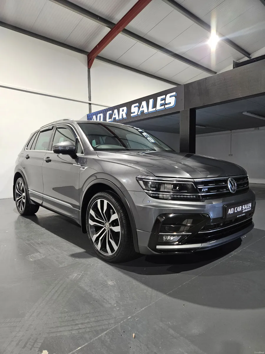 Volkswagen Tiguan 2017 RLine - Image 3