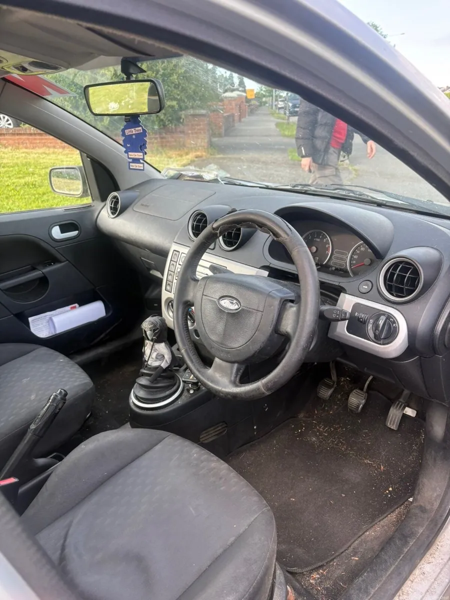 Ford Fiesta 2005 - Image 3
