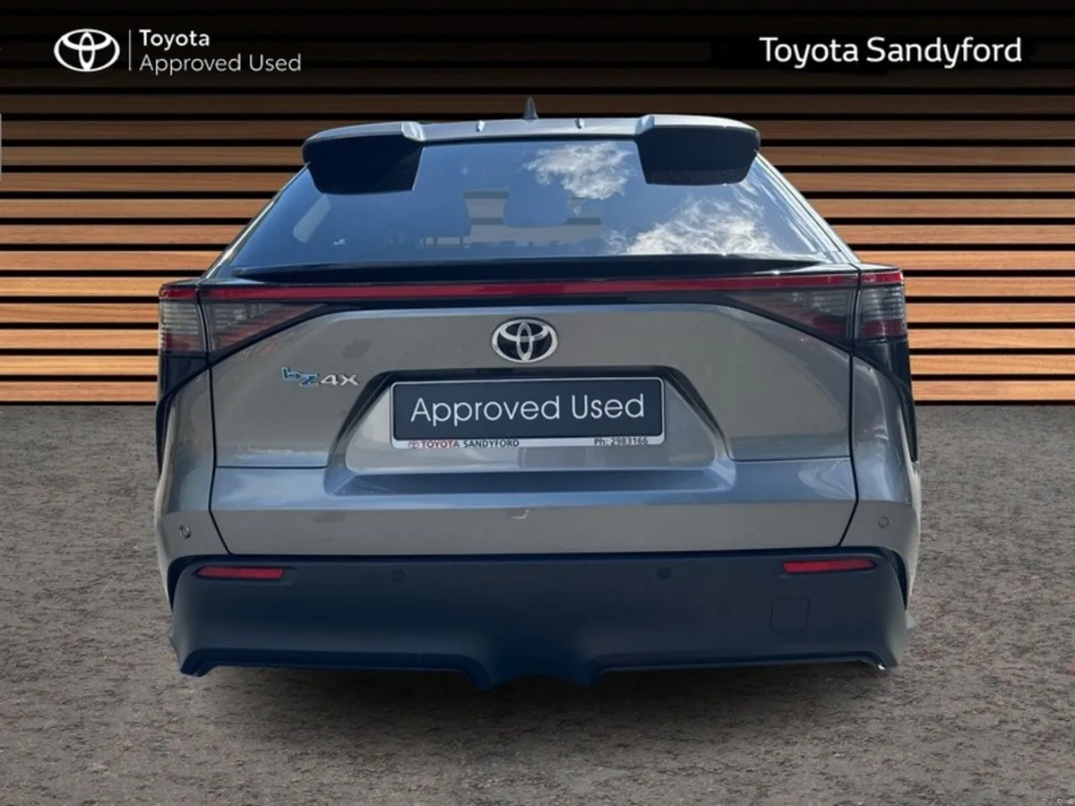Toyota bZ4X SPORT 11KW EV AUTOMATIC // HEATED SEAT - Image 4