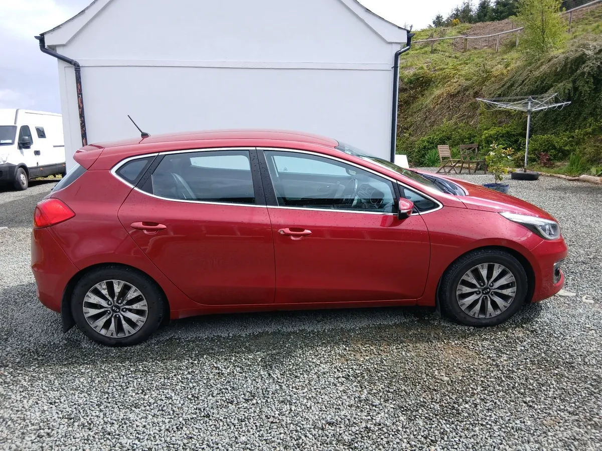 Kia Ceed 2017 - Image 2