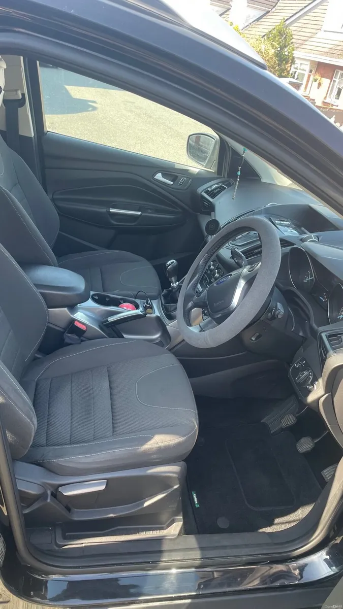 Ford Kuga 2014 4 owners - Image 2