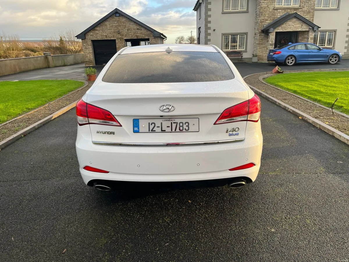2012 Hyundai I40 Style low mileage - Image 2