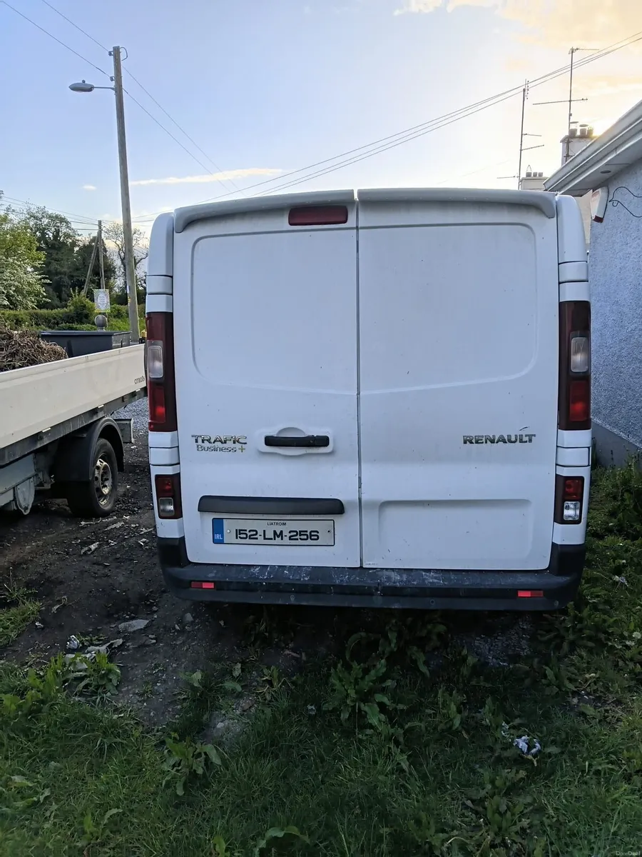 Renault traffic van - Image 4