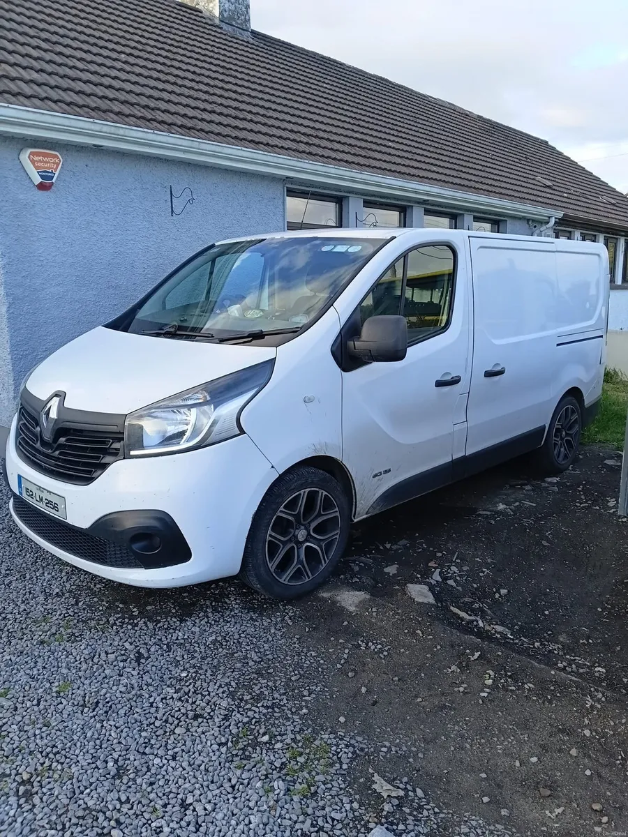 Renault traffic van - Image 1