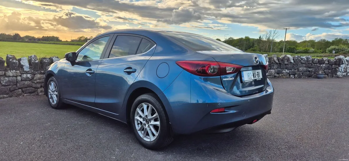 Mazda 3 Executive SE 4D 2.2D 150HP - Image 4