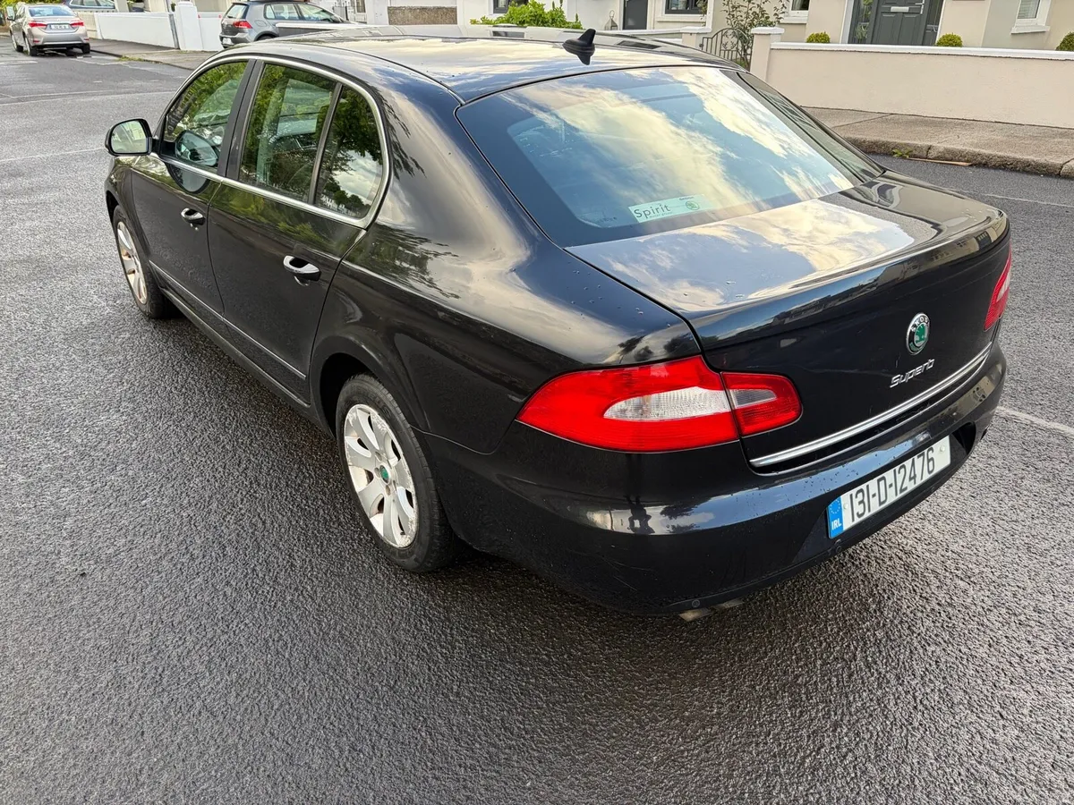 2013 Skoda Superb - Image 4