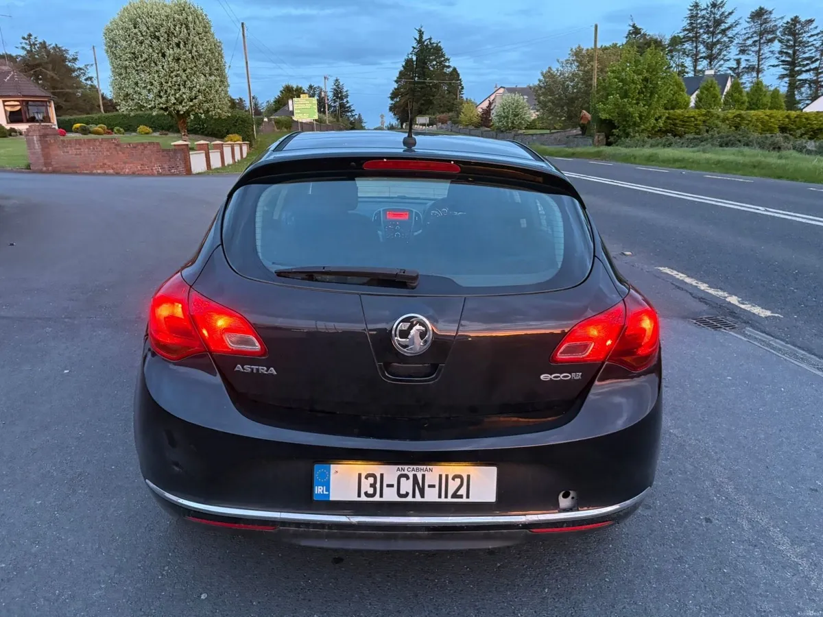 2013 Vauxhall Astra 1.7Diesel NCT 04,27 Tax 06,26 - Image 4