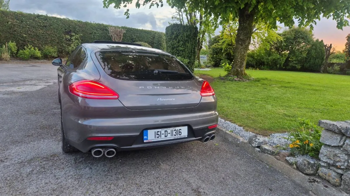 Porsche Panamera - Image 2