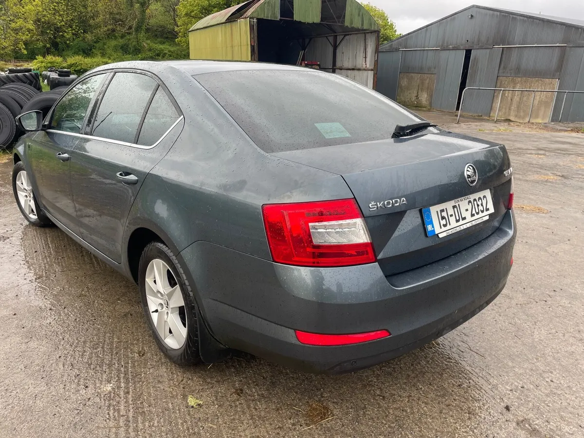 Skoda Octavia 2015 - Image 4