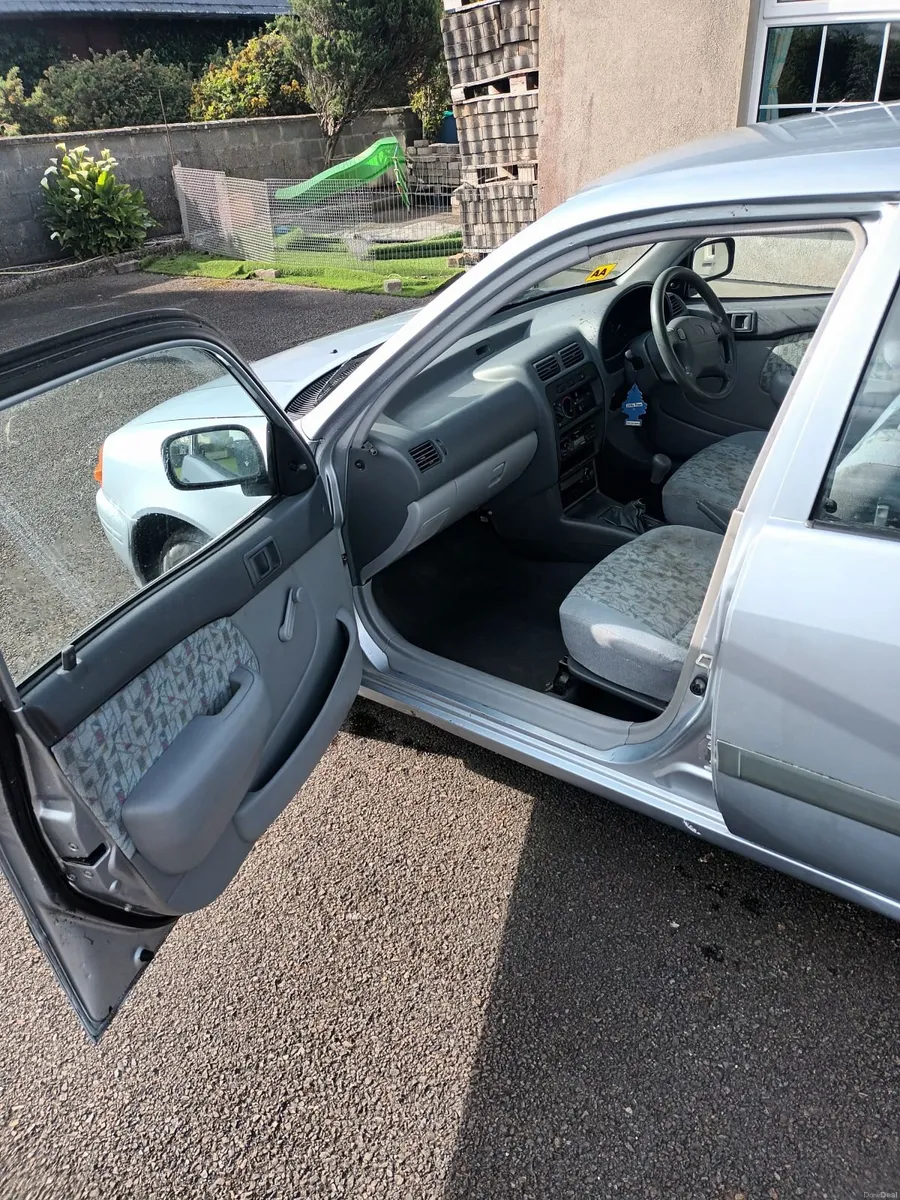 Toyota Starlet 1997 - Image 2