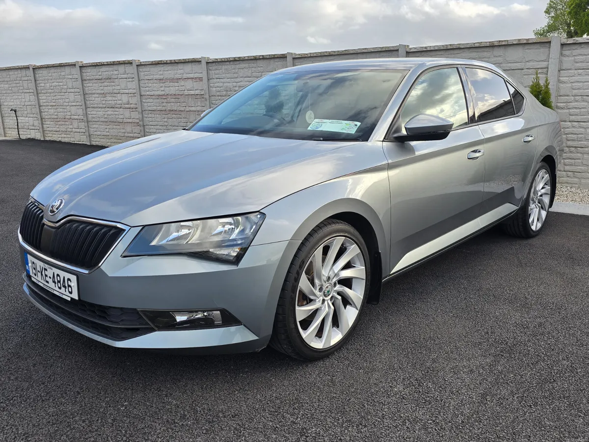 191 Skoda Superb Automatic Automatic - Image 4