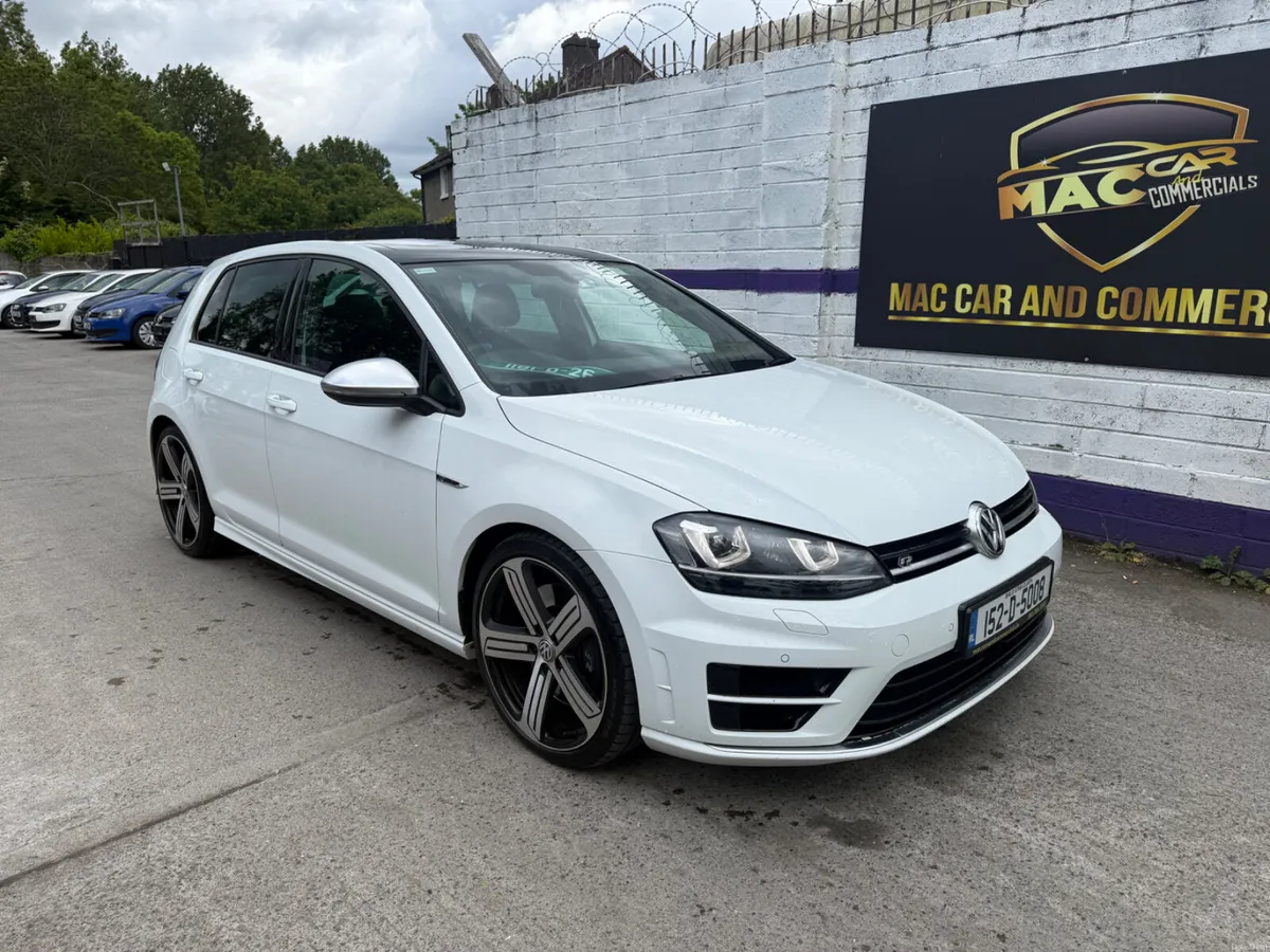 Volkswagen Golf R 2015 - Image 1