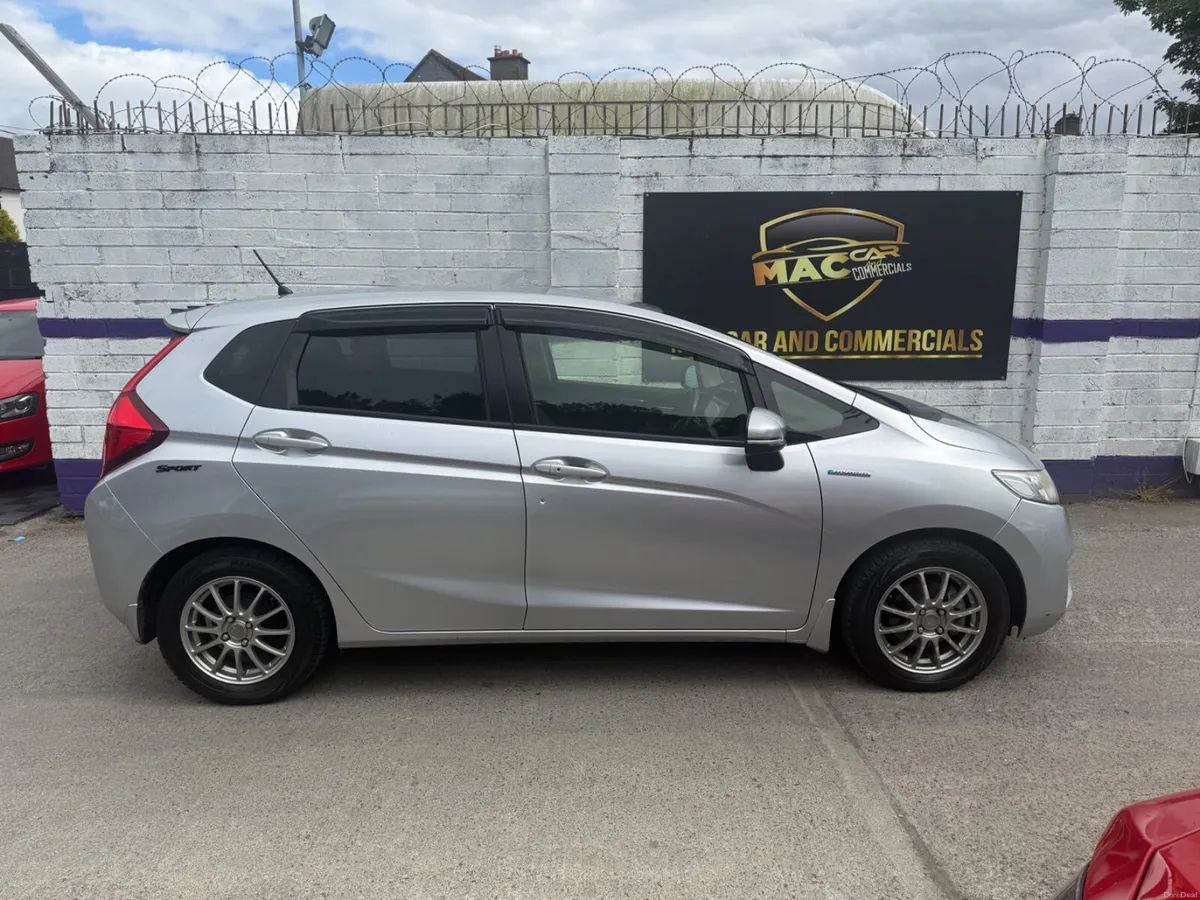 Honda Fit 2014 - Image 4
